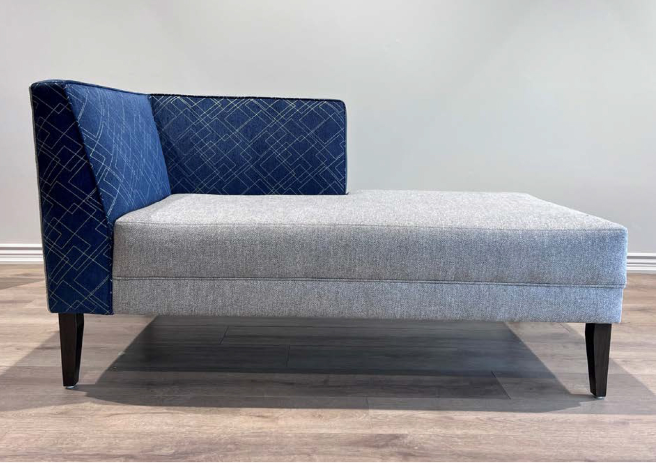 Chaise Lounge Right for Holiday Inn Express