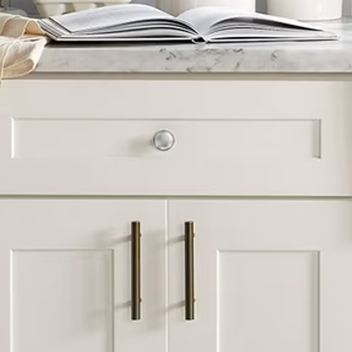 cabinet knobs and pulls for drawers and doors